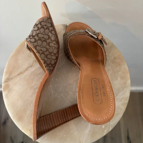 Coach Women's Daryn Slide Heels Size 8.5 - Picture 12 of 15